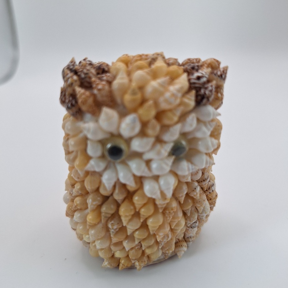 Seashell Owl Handcrafted Folk Art Figurine Vintage Beach Decor Shelf 2"‎ Shell